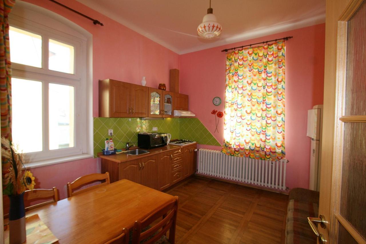 Apartment No. 9 At 5. Kvetna 6 Karlovy Vary Exterior photo